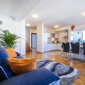 Rainbow Apartament Zadar