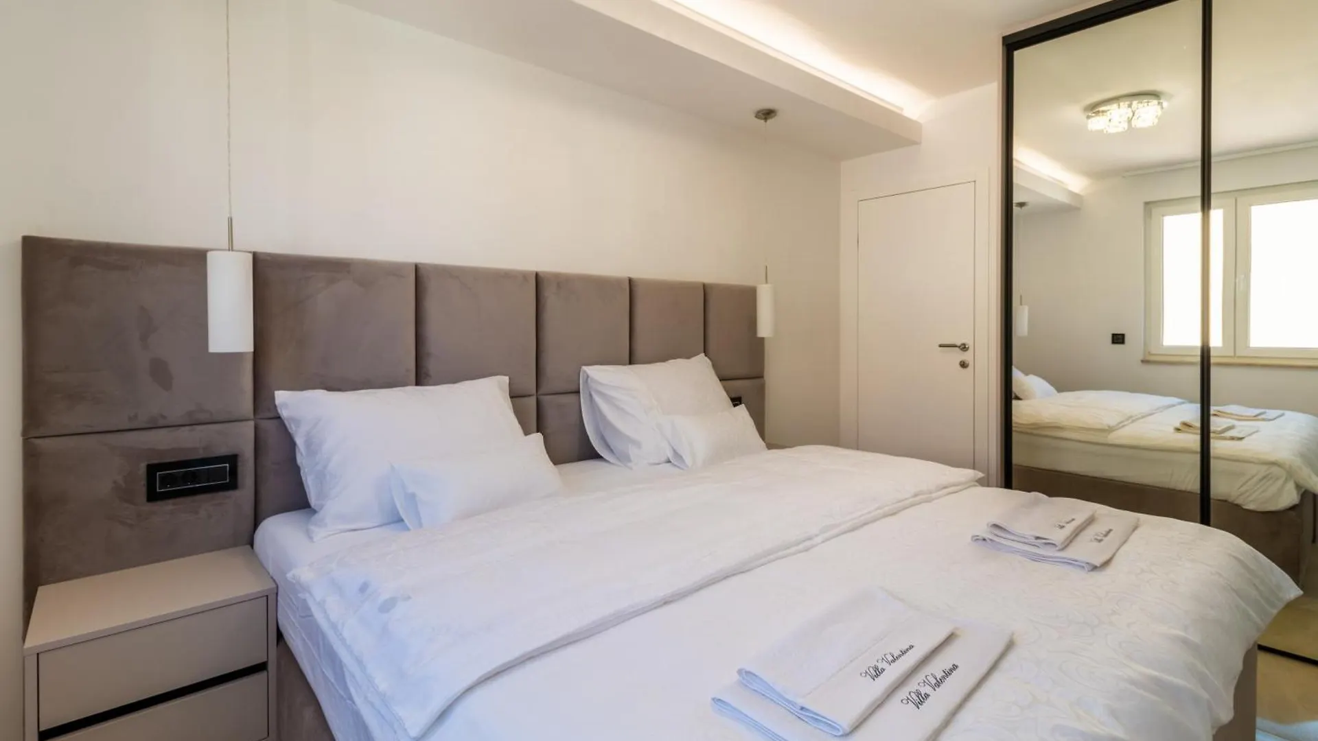 Apartment Beach Villa Valentina Trogir