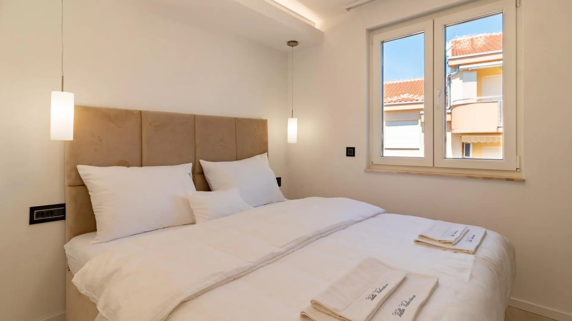 Beach Villa Valentina Trogir 0*,